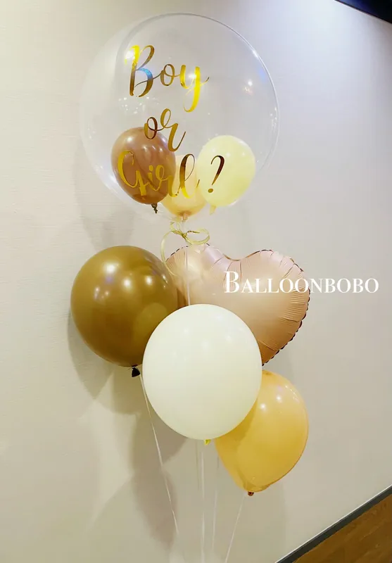 Cream-toned crystal balloon bouquet