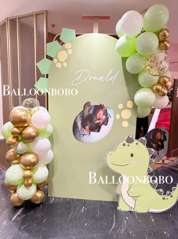 Dinosaur balloon decoration A