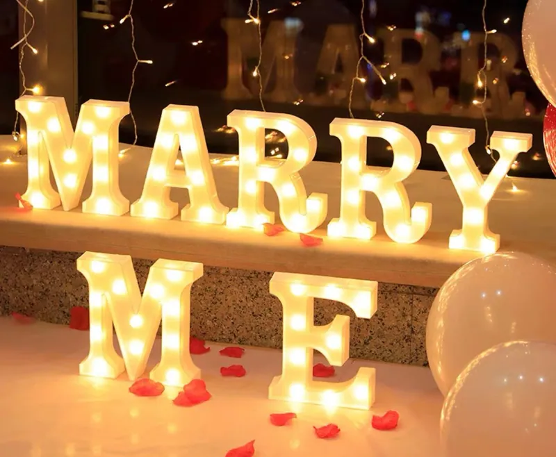 MARRY ME 燈飾