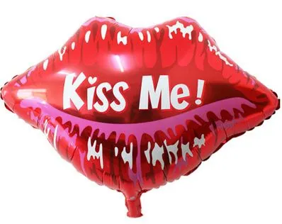 KISS ME red lips foil balloon