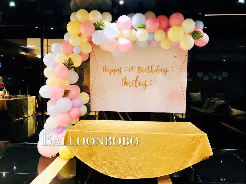 Organic Balloon Arch — organic balloon garland