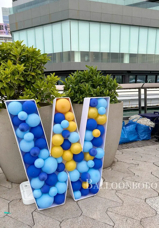 Mosaic balloon letters